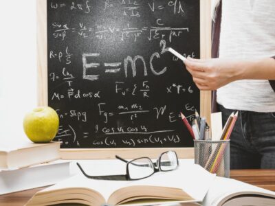 Albert Einstein Zitate über Dummheit Die besten Weisheiten des Genies