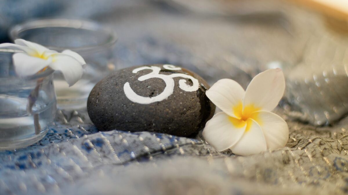 Bedeutung von Om Namah Shivaya: Die Kraft und transformative Wirkung dieses Mantras