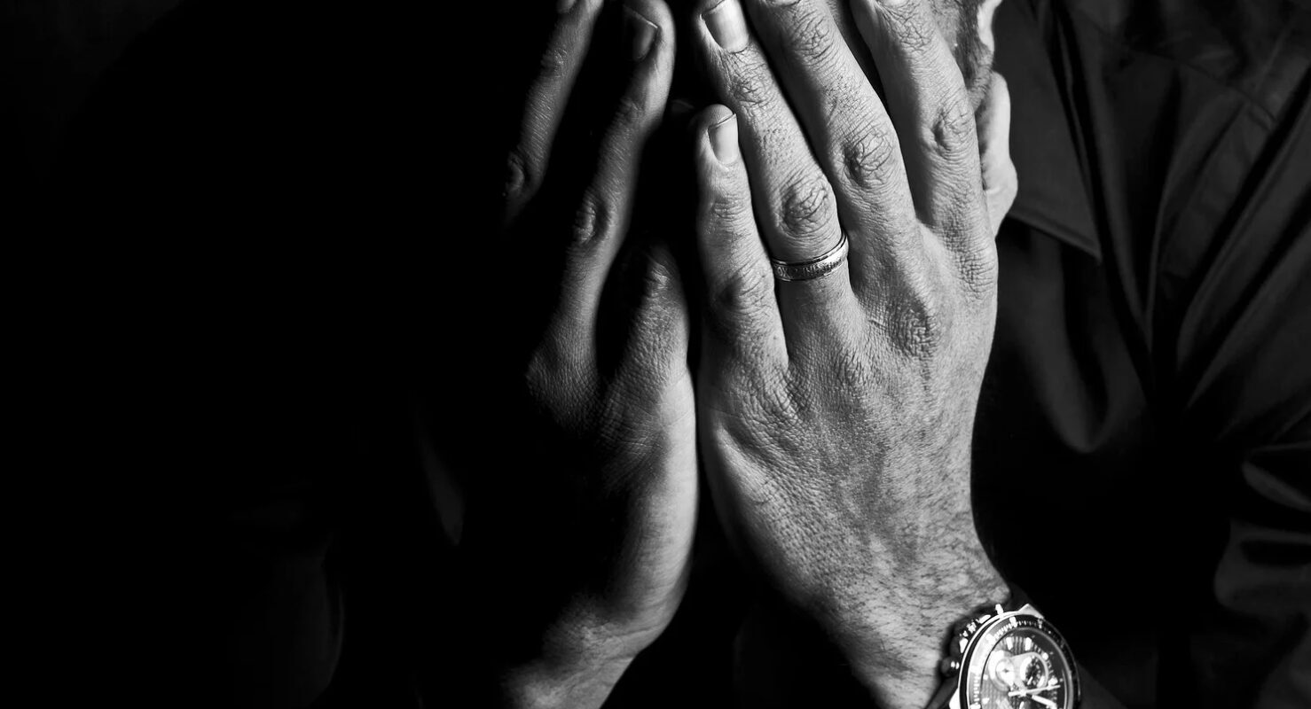 Zweideutige Sprüche zum Nachdenken über die Enttäuschung – Wenn Worte mehr sagen als Taten