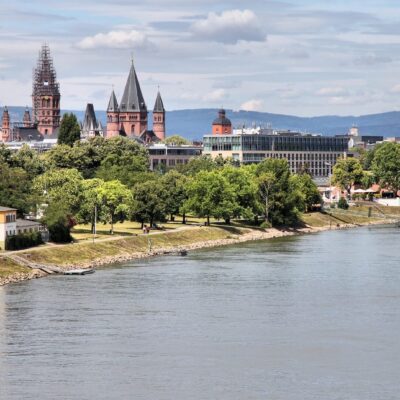Am Rosenmontag bin ich geboren Die Hymne einer Mainzer Legende