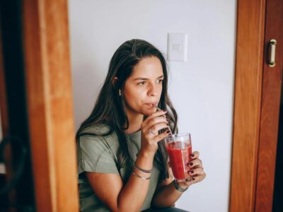 Wirkung von Cranberrysaft auf Frauen und ihren Intimbereich im Fokus moderner Frauengesundheit